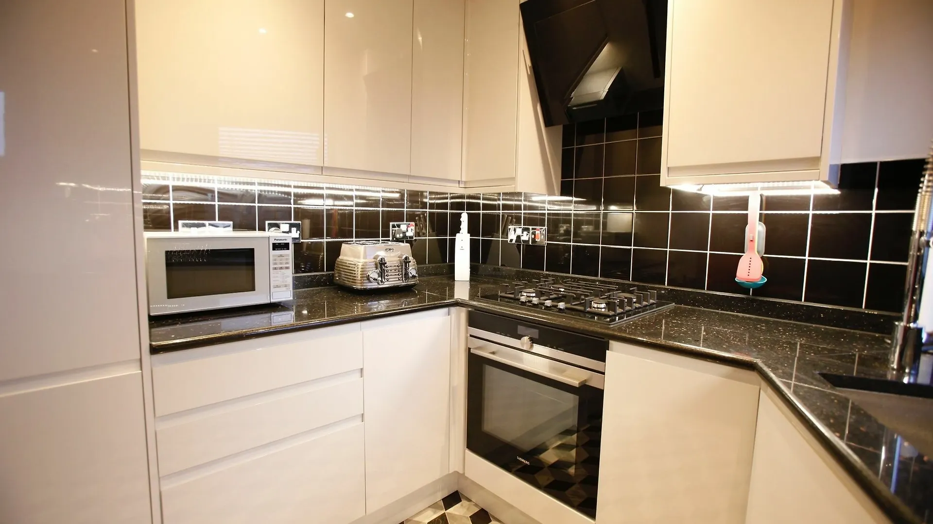 27/3A Cockburn Street Apartments Edimburgo 0*,