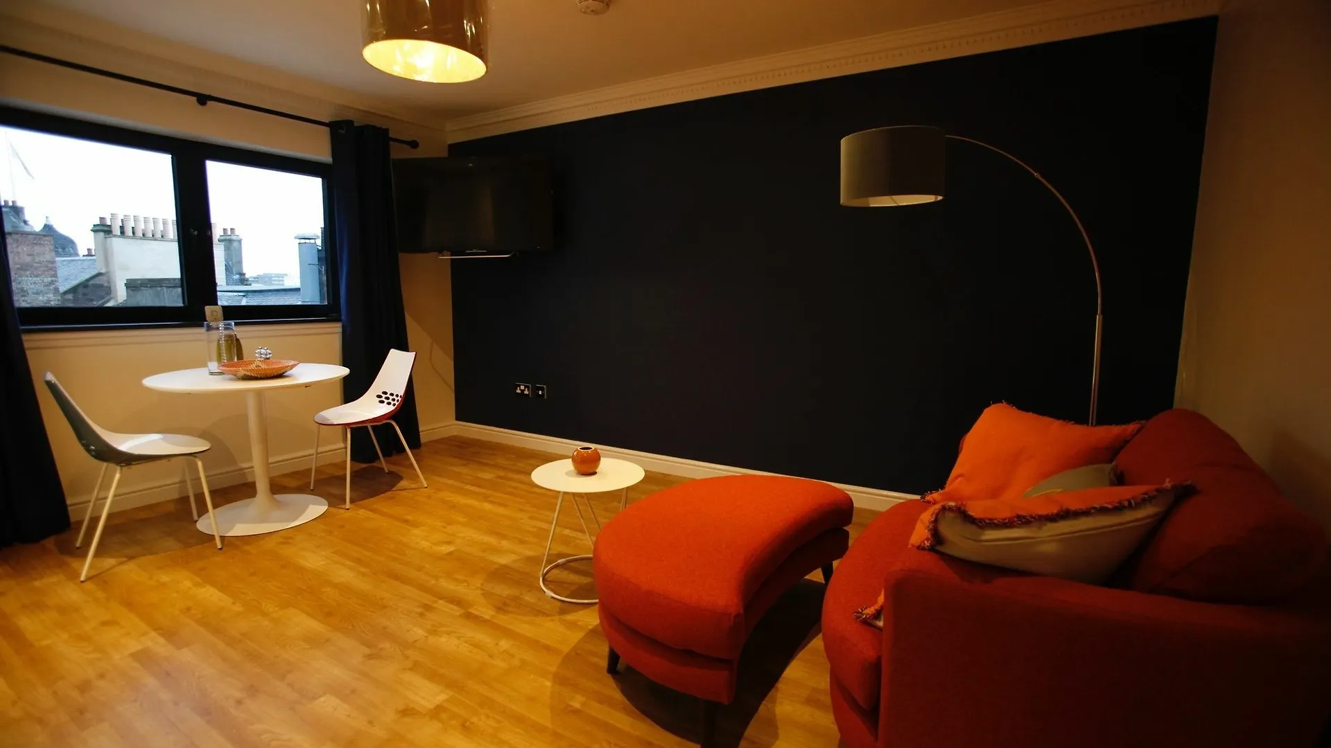 27/3A Cockburn Street Apartments Edimburgo
